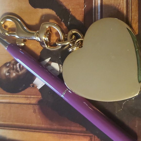 COACH keychain and mini pen - Picture 4 of 6